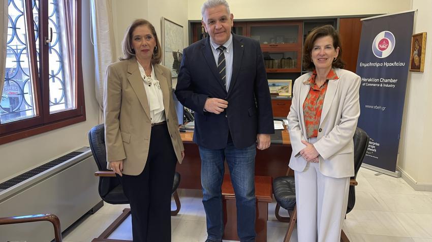 Η Πρέσβειρα της Γαλλίας στο Επιμελητήριο Ηρακλείου