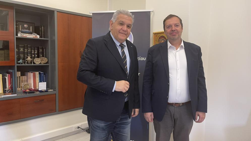 Συνάντηση με τον Διευθύνοντα Σύμβουλο του ΟΛΗ για τα προβλήματα στο Εμπορικό Λιμάνι